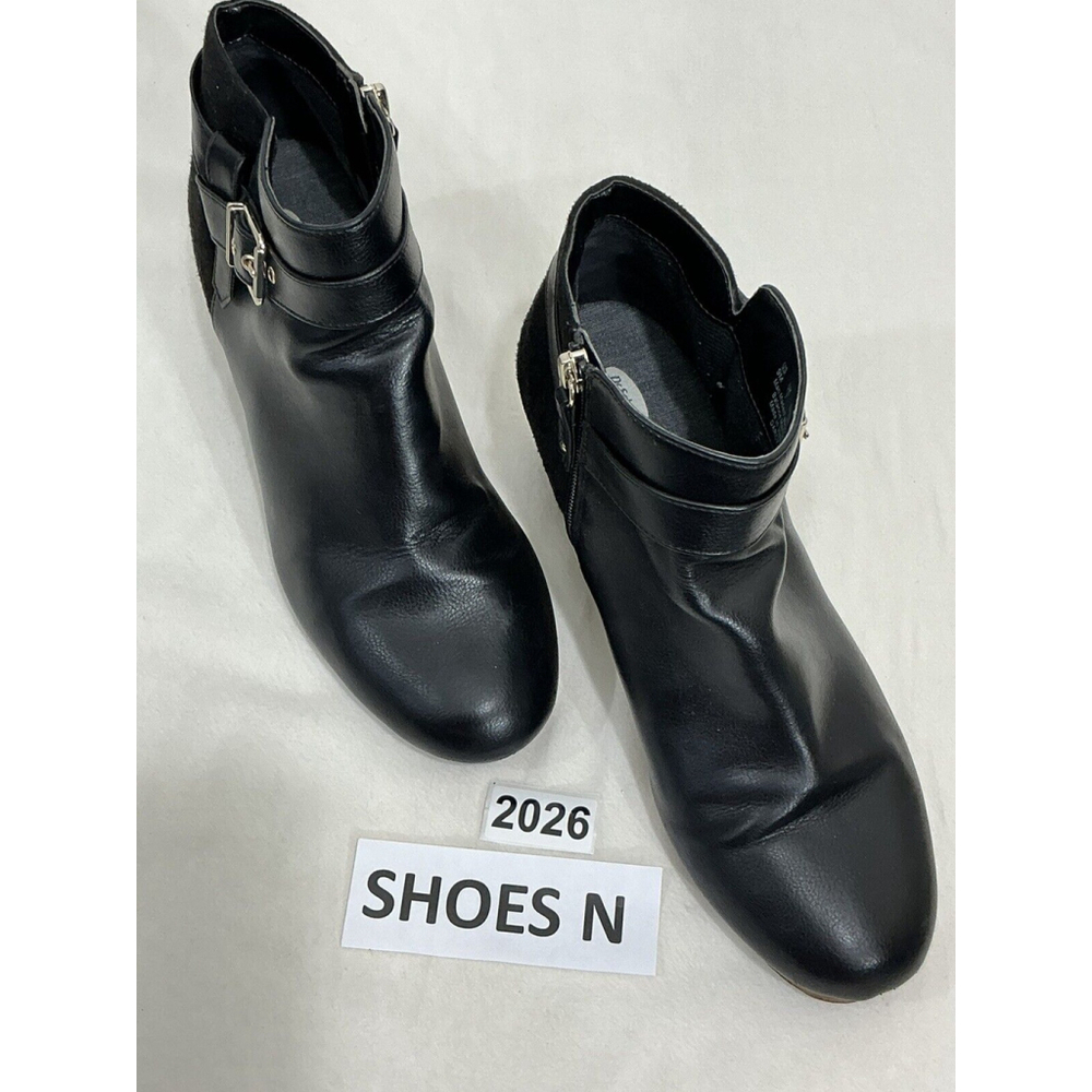 womans dr scholls be energized Foam Tech Darcy Black Faux Leather-Suede Bootie 9
